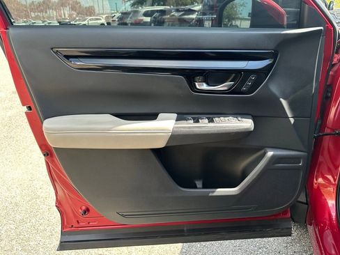 Used 2025 Honda CR-V EX-L image 28