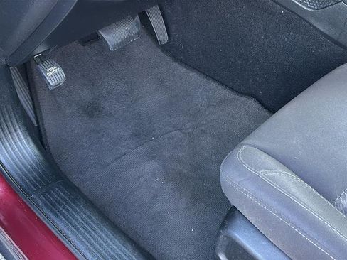 Certified 2019 Dodge Challenger SXT w/ Blacktop Package image 18