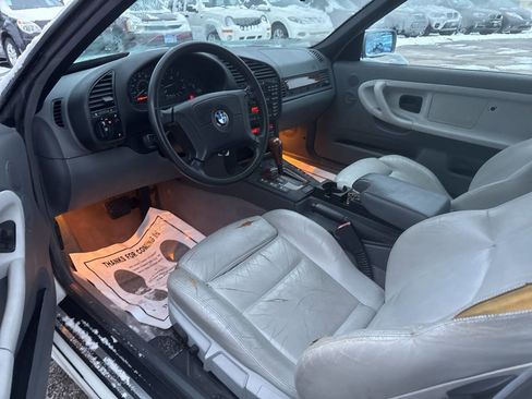 Used 1998 BMW 328i Convertible image 6