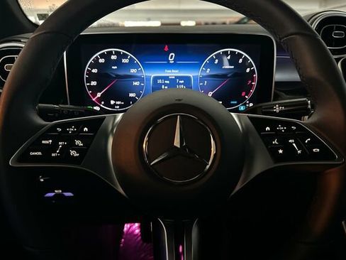 Certified 2025 Mercedes-Benz GLC 300 4MATIC image 29