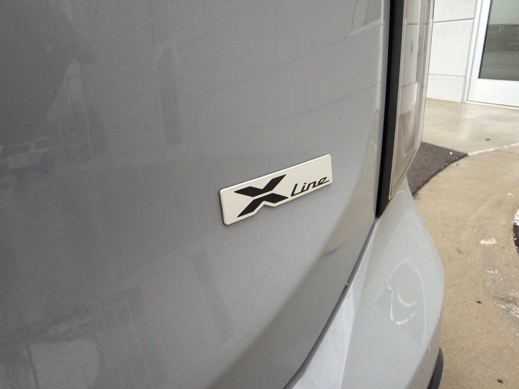 Certified 2025 Kia Telluride SX Prestige X-Line AWD/4WD image 4