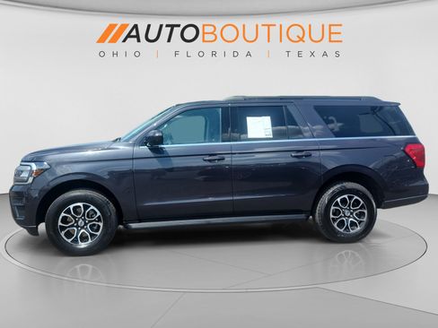 Used 2024 Ford Expedition Max XLT RWD image 2