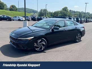 Used 2025 Hyundai Elantra SEL FWD video 1