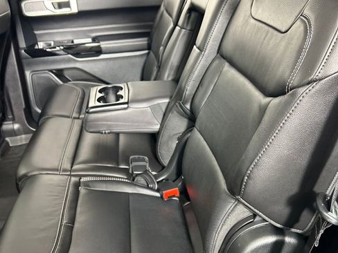 Used 2022 Ford Explorer ST w/ Equipment Group 401A image 16