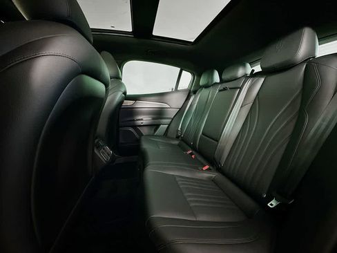 Used 2023 Maserati Grecale GT image 14