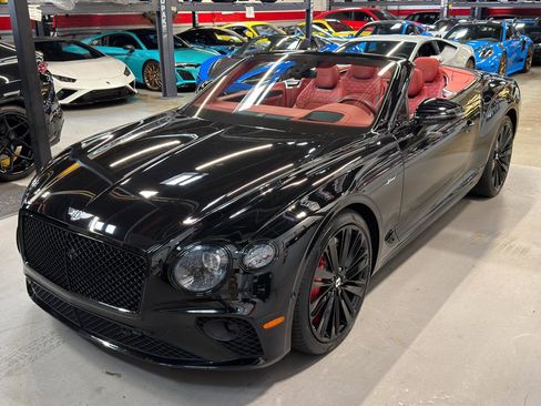 Used 2022 Bentley Continental GT Speed image 11