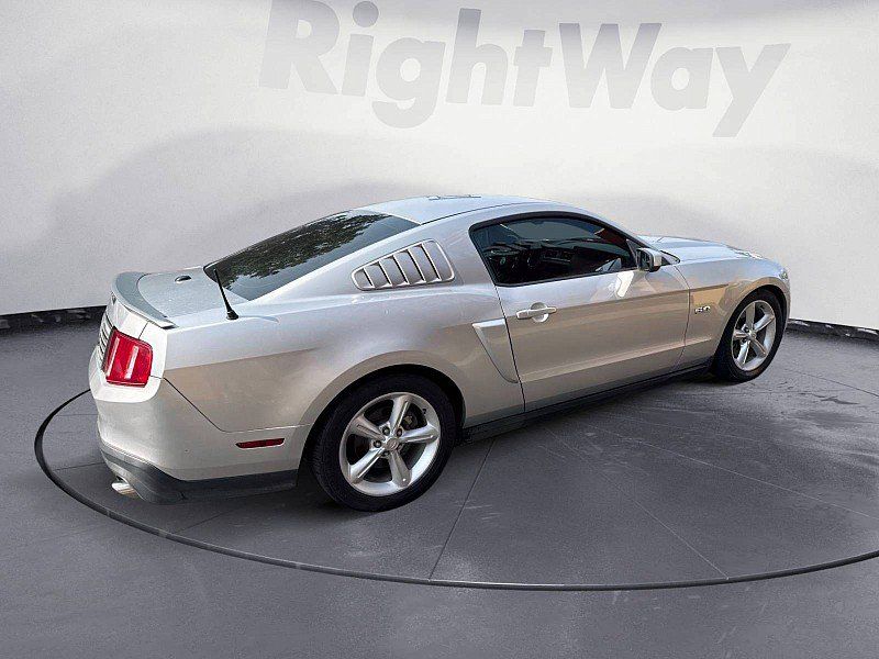Used 2011 Ford Mustang GT Premium w/ GT Coupe Accessory Pkg 1 RWD image 5