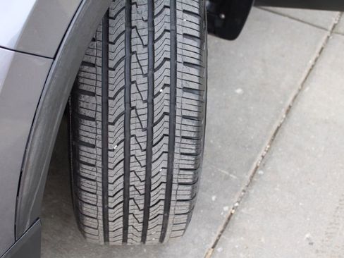 Used 2017 Honda CR-V Touring image 14