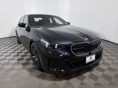 Used 2024 BMW i5 M60 w/ Premium Package image 2