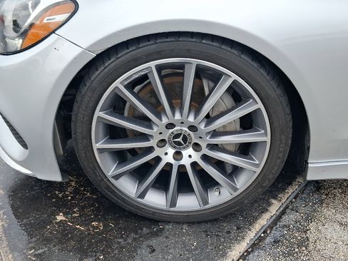 Used 2018 Mercedes-Benz C 300 Sedan image 8