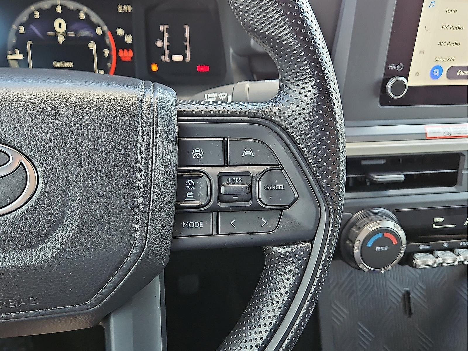 Certified 2026 Toyota Tacoma SR5 AWD/4WD image 17