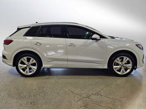 Used 2023 Audi Q4 e-tron Premium Plus w/ Premium Plus image 8