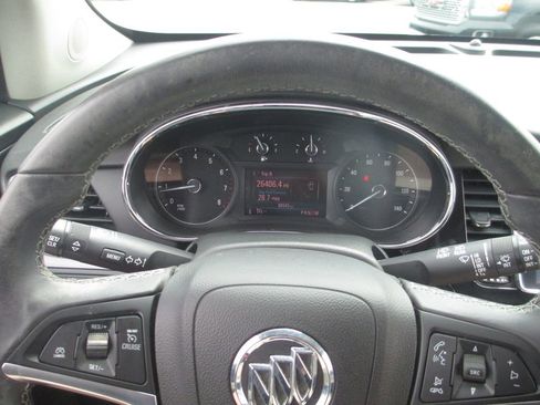 Used 2020 Buick Encore Preferred FWD image 24