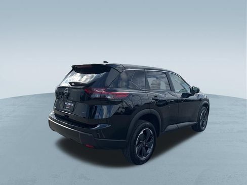 Used 2025 Nissan Rogue SV AWD/4WD image 8