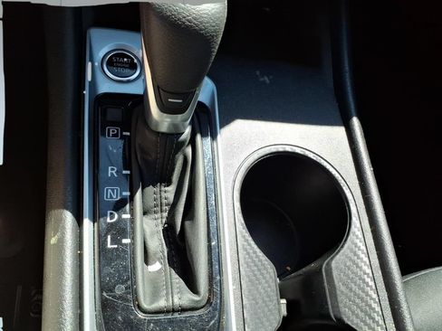 Used 2025 Nissan Altima 2.5 SV FWD image 24