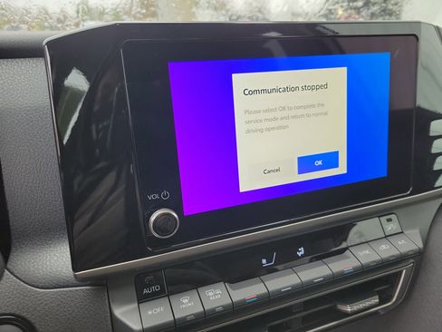 Used 2025 Toyota Camry LE image 25