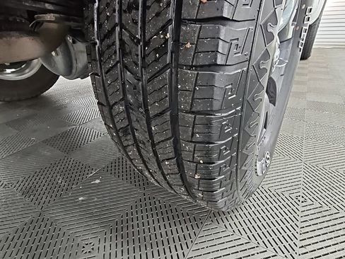 Used 2023 Toyota Tacoma TRD Off-Road image 45