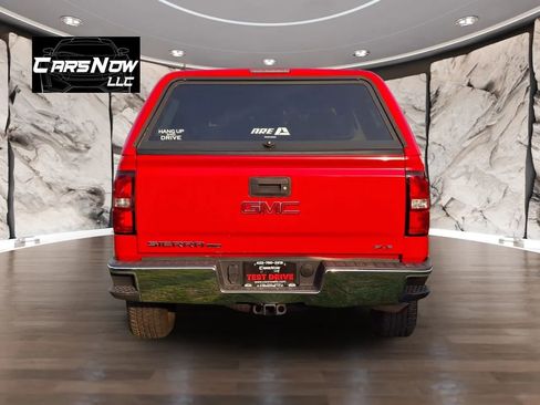 Used 2019 GMC Sierra 1500 SLE w/ SLE Value Package image 5