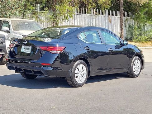 New 2025 Nissan Sentra S image 2