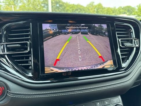 Certified 2022 Dodge Durango SRT w/ Technology Group image 17