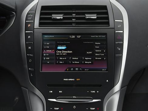 Used 2013 Lincoln MKZ Hybrid FWD image 8