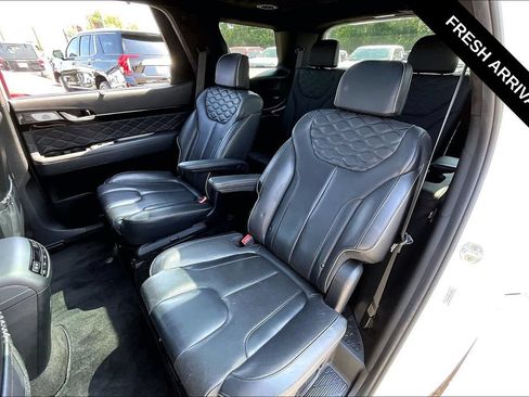 Used 2022 Hyundai Palisade Calligraphy w/ Cargo Package FWD image 6