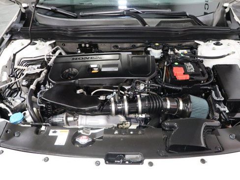 Used 2018 Honda Accord Sport image 69