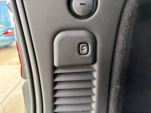 Used 2025 Dodge Durango GT image 37