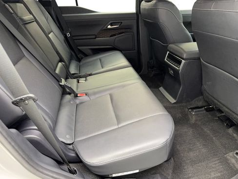 Used 2024 Lexus GX 550 w/ Accessory Package (Z1) AWD/4WD image 42