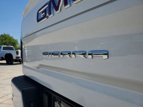 New 2026 GMC Sierra 3500 AT4 w/ AT4 Premium Plus Package AWD/4WD image 8