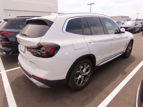 Used 2023 BMW X3 sDrive30i w/ Convenience Package image 3