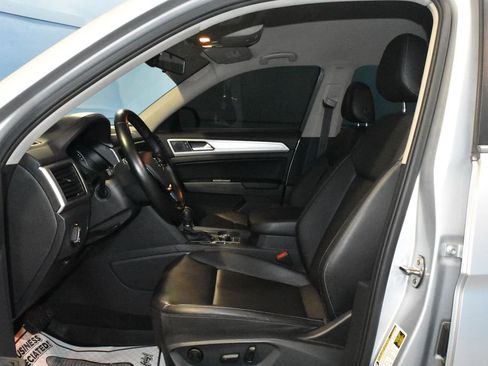 Used 2019 Volkswagen Atlas SE image 6