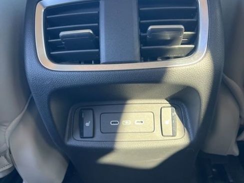 Used 2025 Acura RDX SH-AWD w/ Advance Package image 27