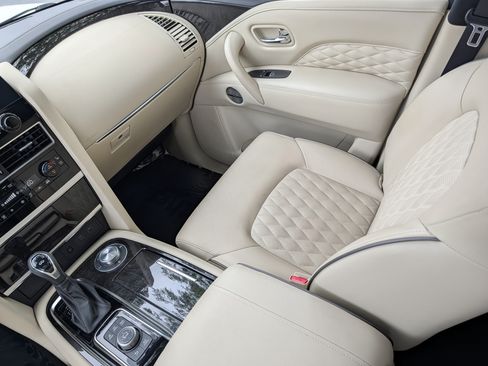 Used 2023 INFINITI QX80 Sensory w/ All-Season Package AWD/4WD image 11