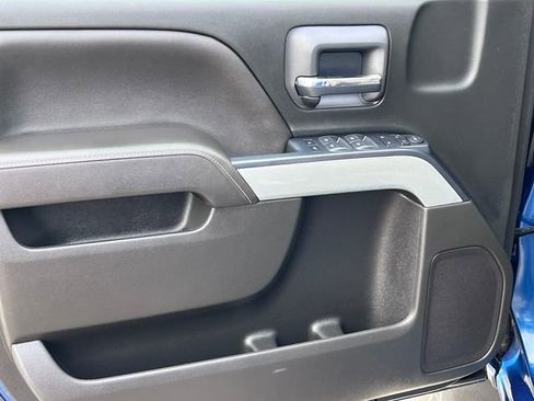 Used 2017 Chevrolet Silverado 1500 LT w/ All Star Edition AWD/4WD image 18