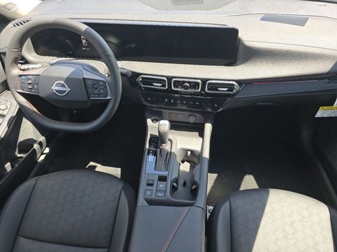 New 2026 Nissan Sentra SR w/ SR Premium Package FWD image 16