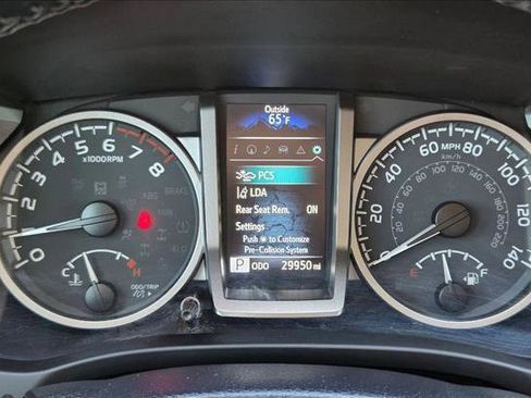 Used 2023 Toyota Tacoma SR5 RWD image 11