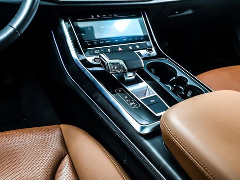 Used 2024 Audi Q7 3.0T Premium Plus image 7