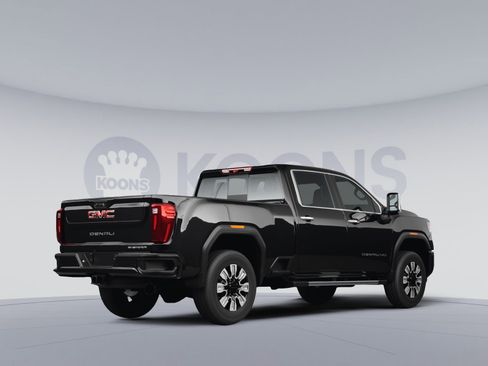 New 2026 GMC Sierra 2500 Denali w/ Denali Reserve Package AWD/4WD image 4