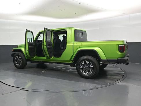 New 2026 Jeep Gladiator Sport AWD/4WD image 46