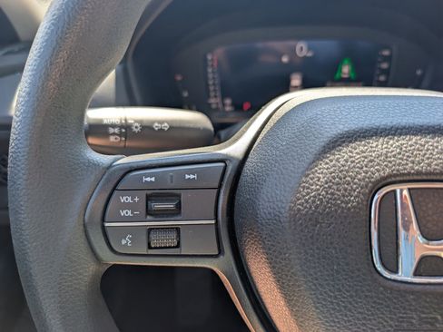 Used 2024 Honda Accord EX image 15