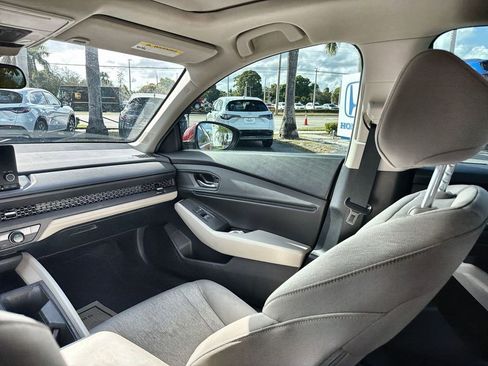 Certified 2024 Honda Accord EX image 11