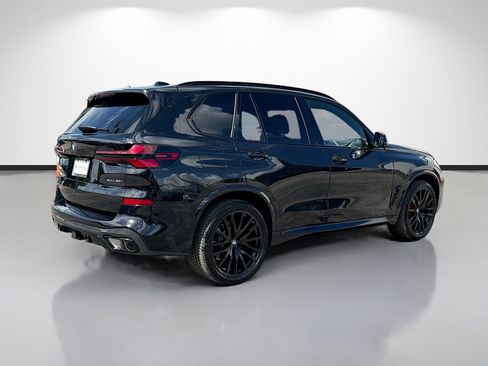 New 2026 BMW X5 xDrive40i w/ M Sport Package AWD/4WD image 3