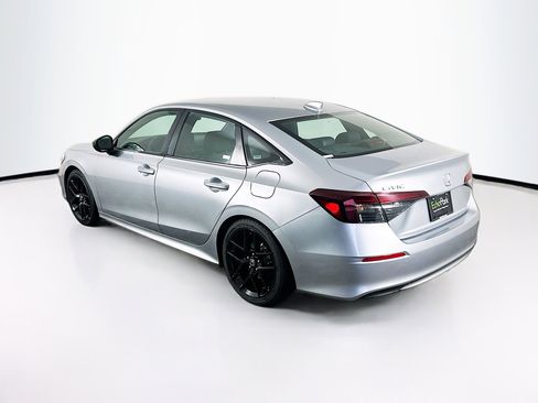 Used 2025 Honda Civic Sport image 5