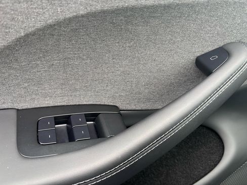 Used 2025 Tesla Model 3 Long Range image 14