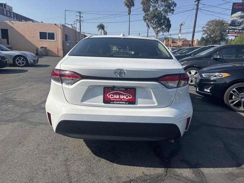 Used 2024 Toyota Corolla LE image 6