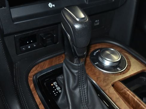 Used 2022 Nissan Armada SL image 19