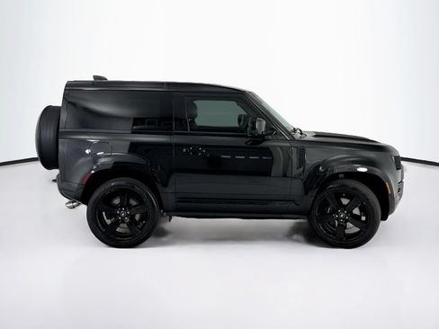 Certified 2024 Land Rover Defender 90 V8 AWD/4WD image 4