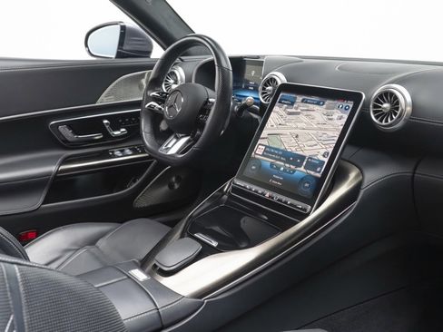 Used 2022 Mercedes-Benz SL 63 AMG SL 63 AMGﾮ w/ Driver Assistance Package image 36