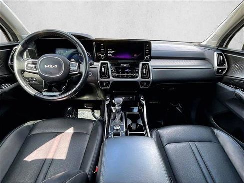 Used 2023 Kia Sorento SX FWD image 16